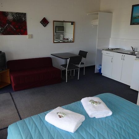 Ninety Mile Beach Holiday Park Waipapakauri Zimmer foto